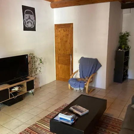 Triplex De Charme Au Coeur D'uzes Uzès