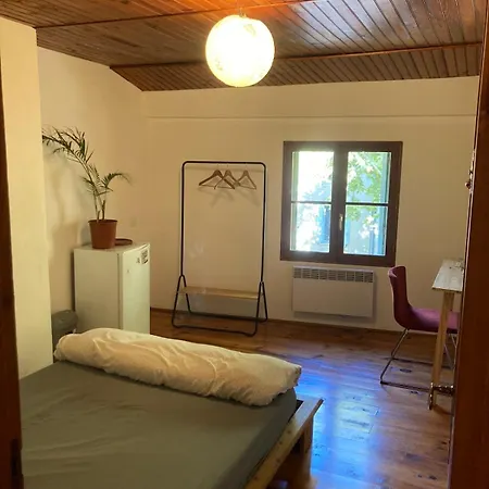 Triplex De Charme Au Coeur D'uzes Διαμέρισμα *